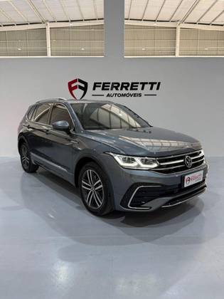 VOLKSWAGEN TIGUAN 2.0 300 TSI GASOLINA ALLSPACE R-LINE AUTOMÁTICO VOLKSWAGEN TIGUAN 2.0 300 TSI GASOLINA ALLSPACE R-LINE AUTOMÁTICO